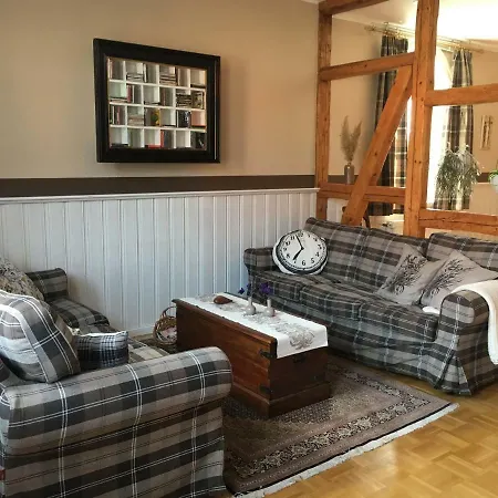 Homestay - Messe - Monteure *